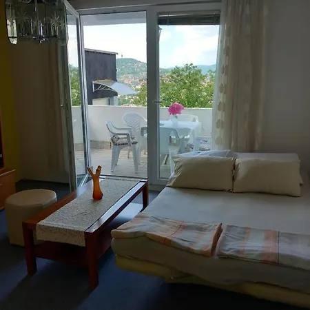 Apartamento Lari And Klo Saraievo