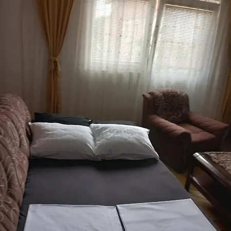 Lari And Klo * Sarajevo