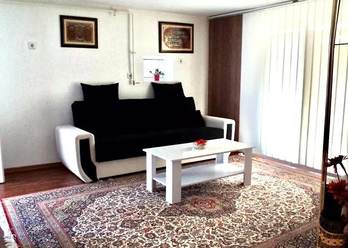 아파트 Lari And Klo *