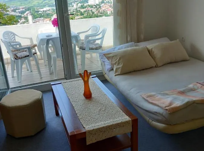 아파트 Lari And Klo