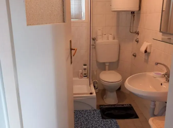 아파트 Lari And Klo *